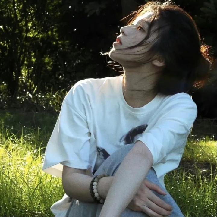 灵语 海报